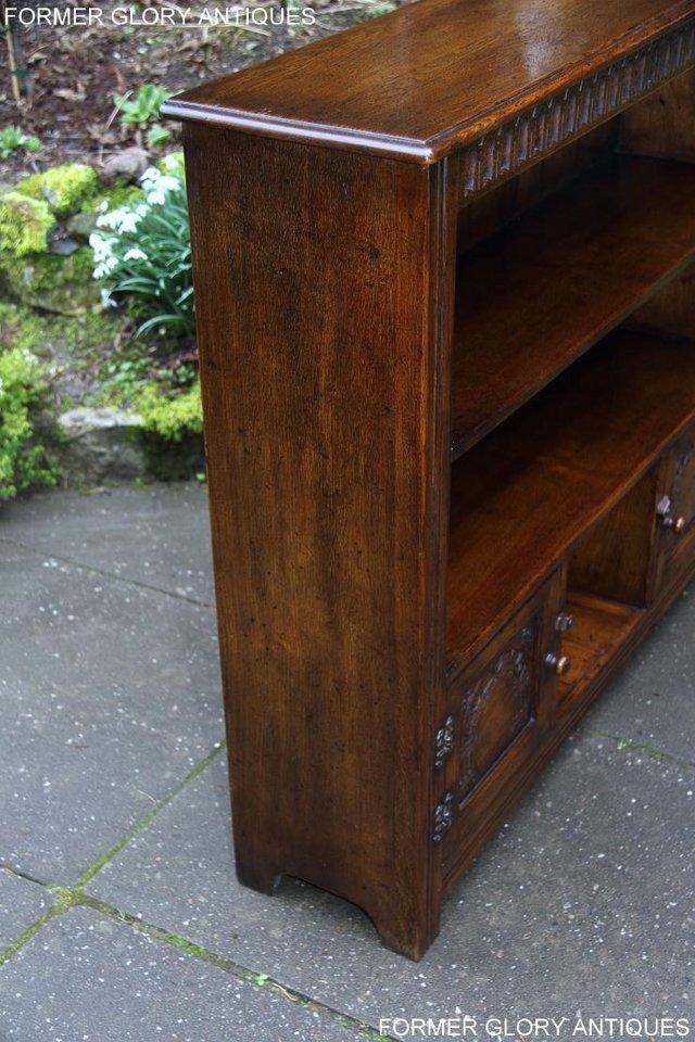 Image 21 of A TITCHMARSH AND GOODWIN OAK BOOKCASE SHELVES CD DVD CABINET