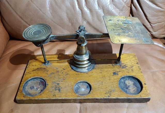 Preview of the first image of Antique/Vintage Postage Scales.