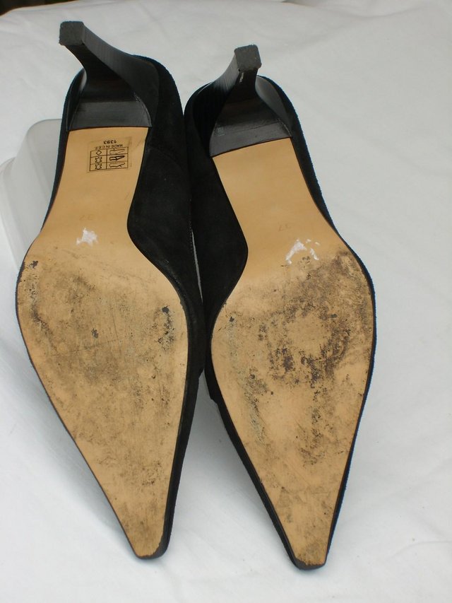 Image 6 of BUTTERFLY Black Suede Court Shoes – Size 4/37