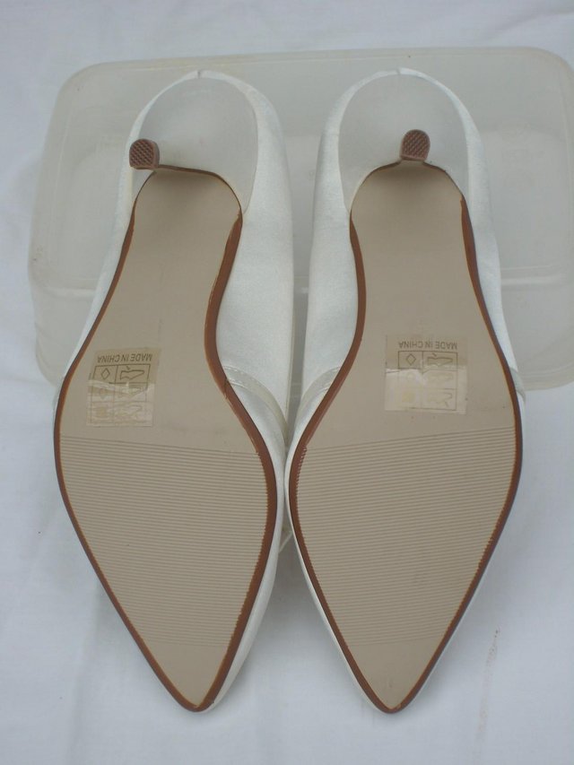 Image 5 of ANNE MICHELLE Satin Wedding Shoes – Size 4/37 NEW!