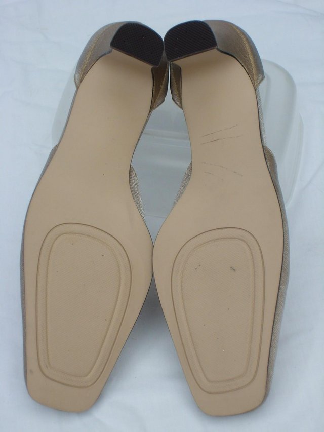 Image 5 of CLARKS K Gold Metallic Shoes - Size 7.5/40.5 NEW!