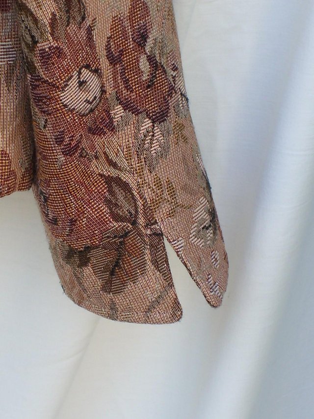 Image 5 of GRAY & OSBOURNE Pink Tapestry Jacket Size 16