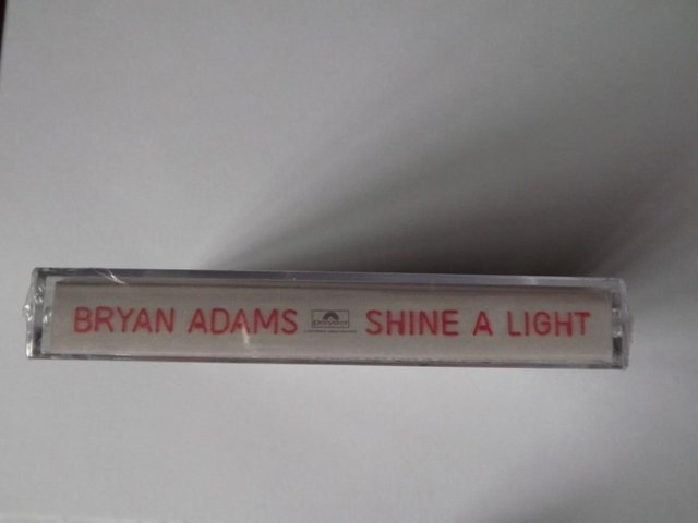 Preview of the first image of Bryan Adams - Shine a Light.