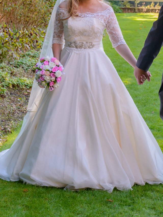 Image 3 of Wedding Dress