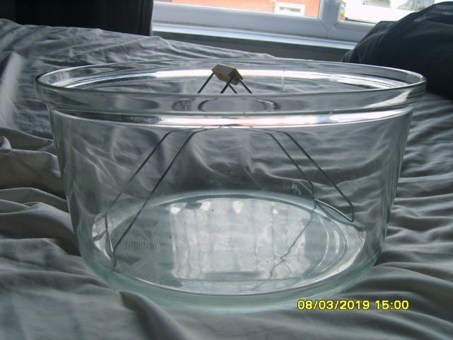 Image 2 of HALOGEN OVEN GLASS BOWL