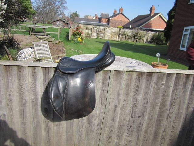 Image 3 of GFS English leather 17-1/2" GP Saddle