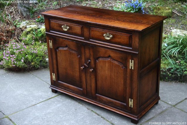 Image 13 of TITCHMARSH AND GOODWIN OAK SIDEBOARD DRESSER BASE HALL TABLE