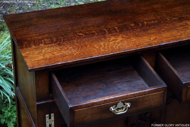 Image 34 of TITCHMARSH AND GOODWIN OAK SIDEBOARD DRESSER BASE HALL TABLE