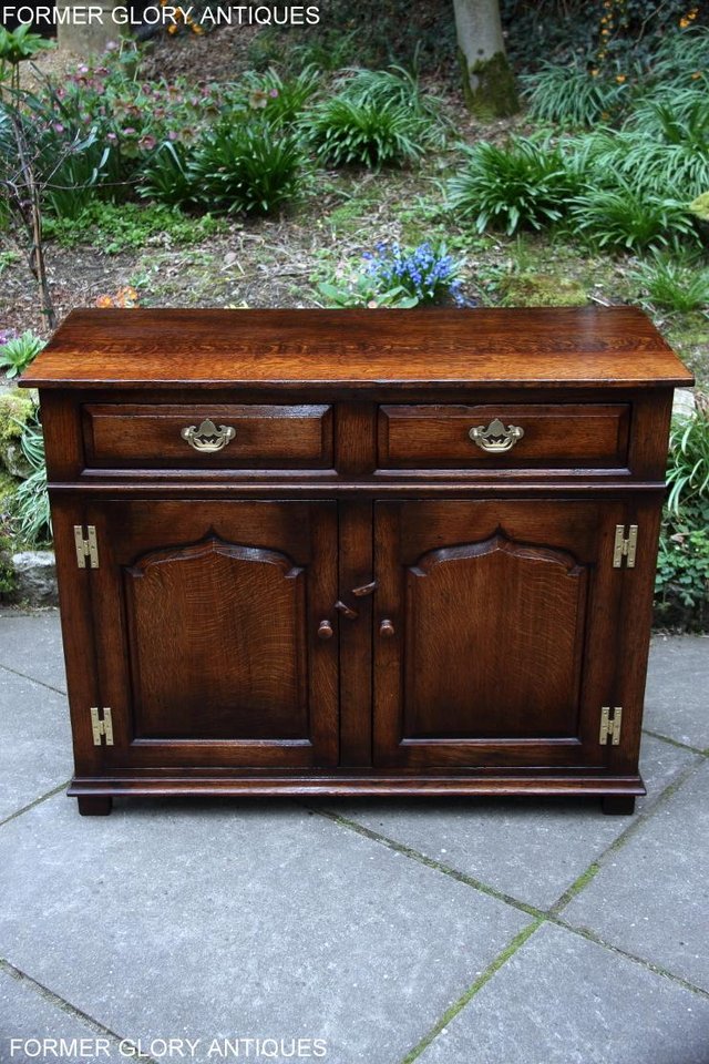 Image 37 of TITCHMARSH AND GOODWIN OAK SIDEBOARD DRESSER BASE HALL TABLE