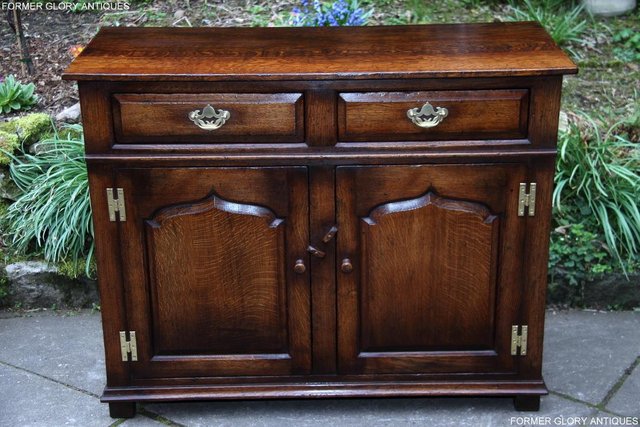 Image 75 of TITCHMARSH AND GOODWIN OAK SIDEBOARD DRESSER BASE HALL TABLE
