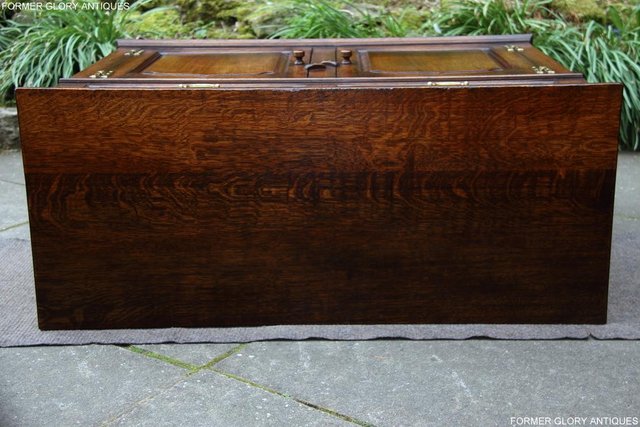 Image 88 of TITCHMARSH AND GOODWIN OAK SIDEBOARD DRESSER BASE HALL TABLE