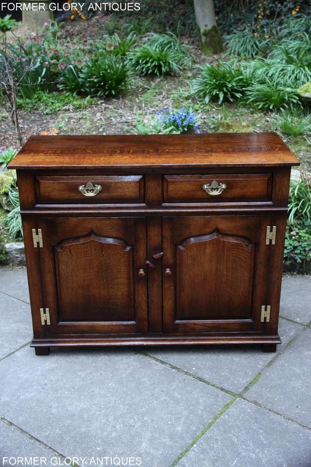 Image 89 of TITCHMARSH AND GOODWIN OAK SIDEBOARD DRESSER BASE HALL TABLE