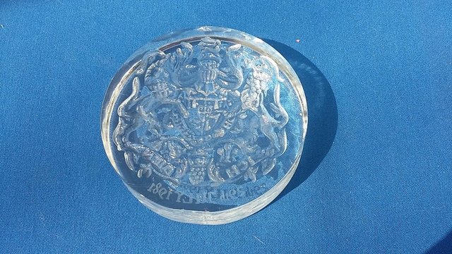 Image 4 of Dartington Ltd Ed Glass Paperweight Charles & Lady Diana