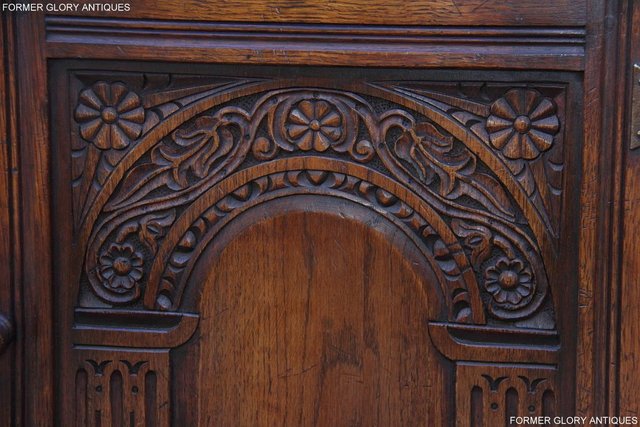 Image 13 of A TITCHMARSH AND GOODWIN CARVED OAK DRESSER BASE SIDEBOARD