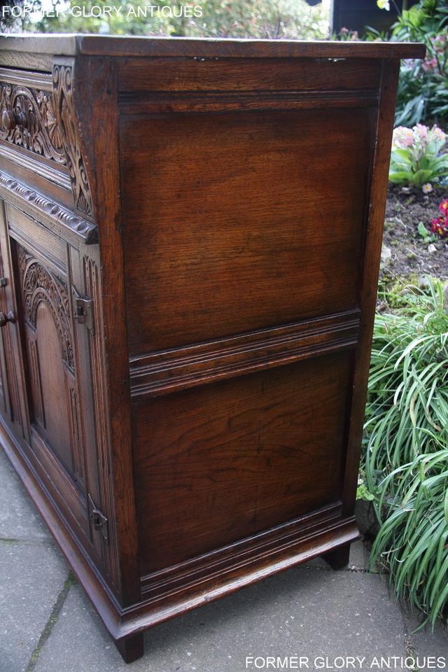 Image 15 of A TITCHMARSH AND GOODWIN CARVED OAK DRESSER BASE SIDEBOARD