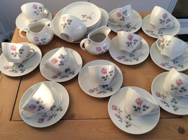 Preview of the first image of 37 Piece,Royal Doulton, Pillar Rose,T.C.1011Set..