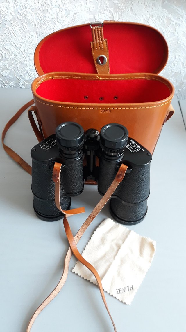 Image 3 of Binoculars