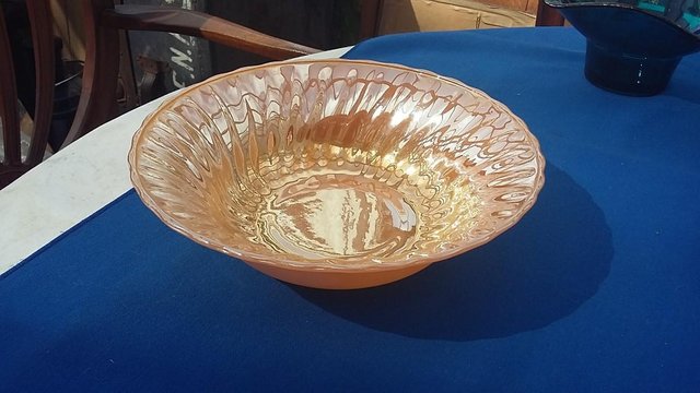 Image 2 of Vintage 1960s Anchor Hocking Fire King Peach Luster Bowl
