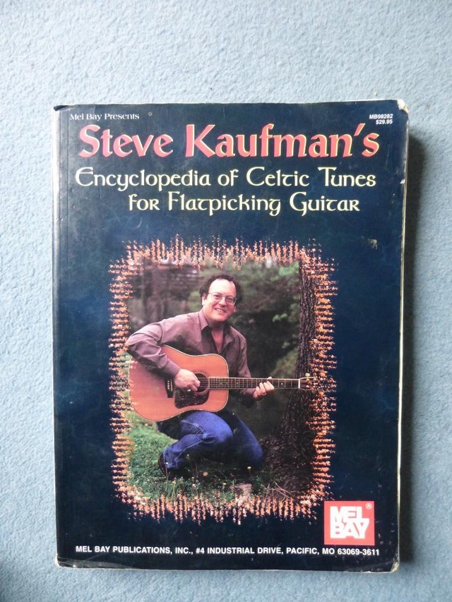 Preview of the first image of Encyclopedia of Celtic Tunes for flatpicking guitar.