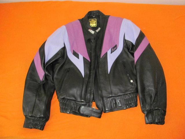 Image 3 of Ladies motorcycle leathers two piece