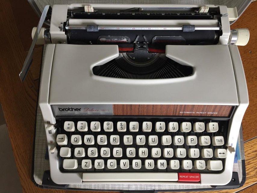 Preview of the first image of Brother Deluxe 1510 portable typewriter.