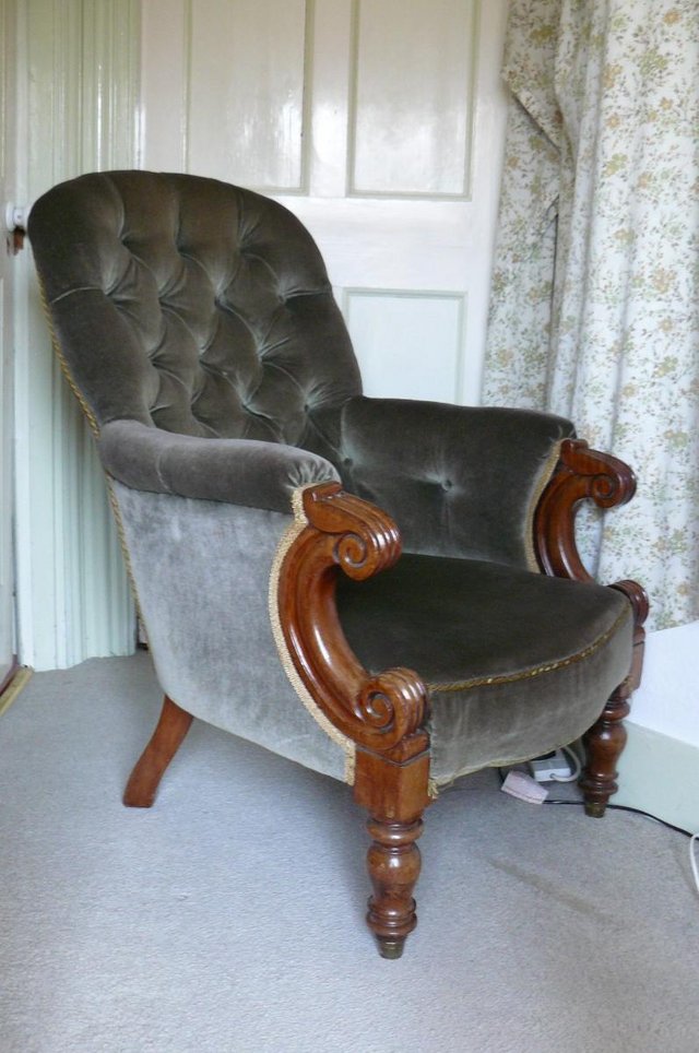 Image 3 of Button back, green velvet and mahogany chair, Victorian.