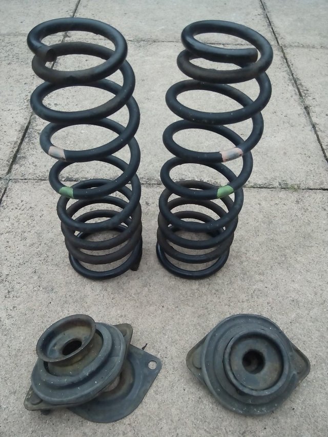 Image 2 of Nissan 300 ZX Front suspension Springs