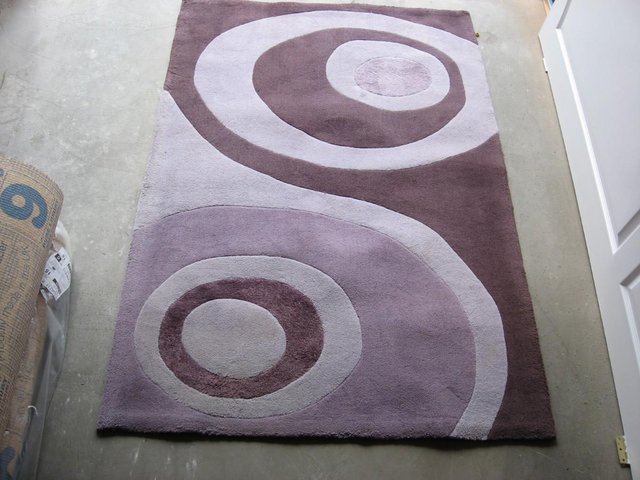 Image 2 of Rug/Carpet