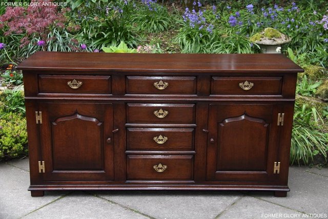 Preview of the first image of TITCHMARSH AND GOODWIN OAK DRESSER BASE SIDEBOARD HALL TABLE.