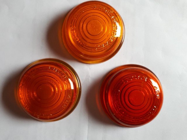 Preview of the first image of Lucas L488 Glass Amber Indicator Flasher Flat Base X3.
