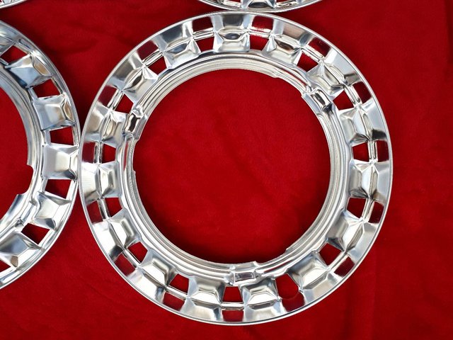 Image 2 of 13inch wheel beauty ring Peak Type embelishers