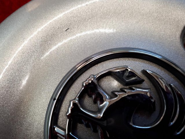 Image 3 of Vauxhall Astra Mk3 Tigra Corsa B2 Alloy Wheel Centres