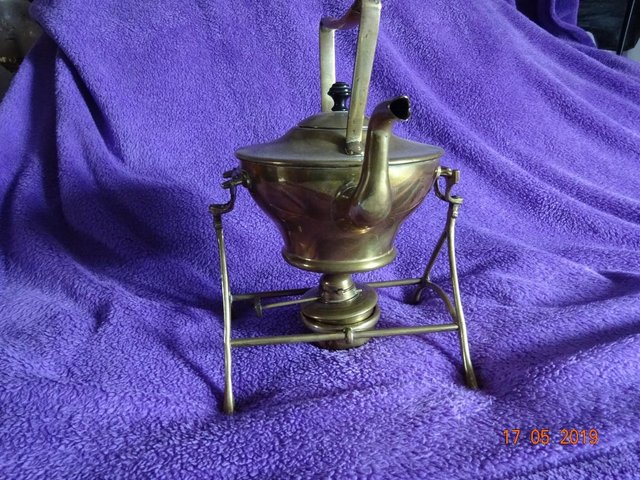 Preview of the first image of Brass kettle.