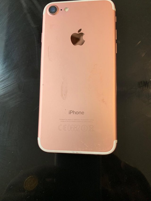Image 2 of Apple iPhone 7 - 256GB - Rose Gold (Unlocked) A1778 (GSM)