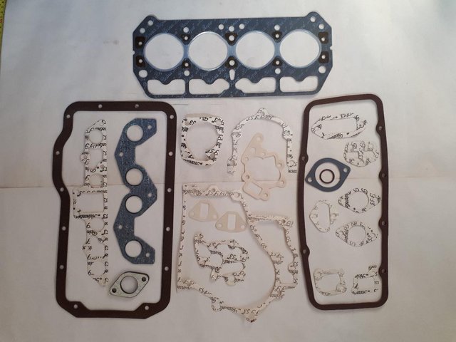 Preview of the first image of SIMCA 1000 SL GL GLS Eng.315 944ccm 50-52HP Eng. Gasket Set.