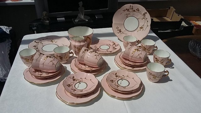 Image 14 of Wileman & Co Salmon Pink & Gold Thorn 38 piece China Set