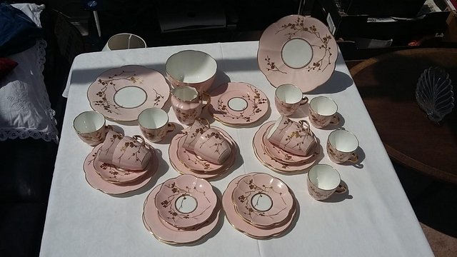 Image 15 of Wileman & Co Salmon Pink & Gold Thorn 38 piece China Set