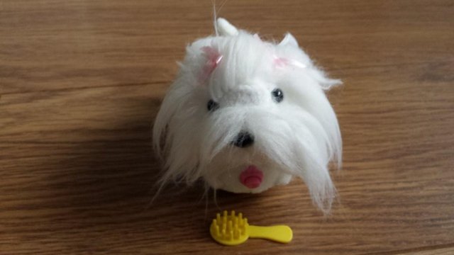 Preview of the first image of Zhu Zhu Pet White Puppy.