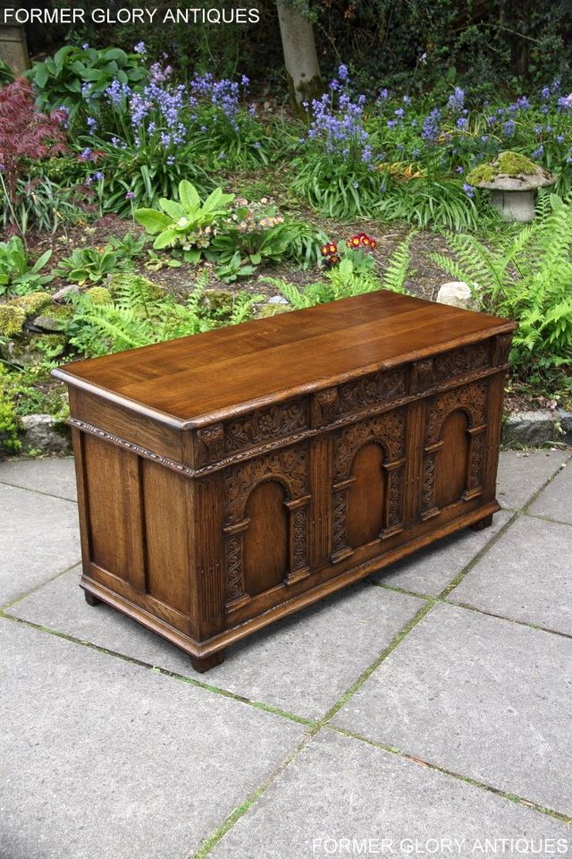 Image 39 of A TITCHMARSH AND GOODWIN CARVED OAK BLANKET BOX CHEST COFFER