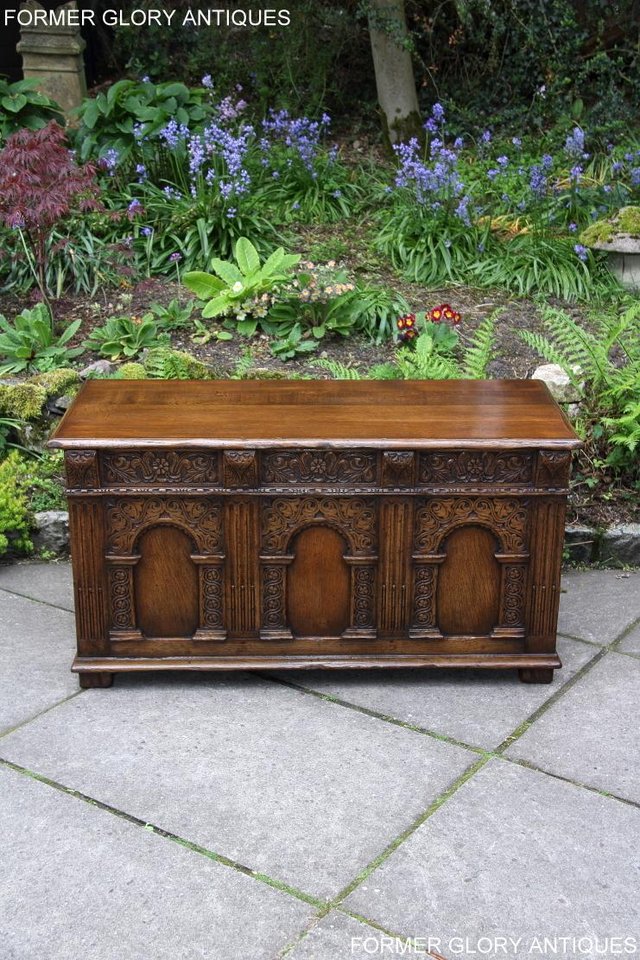 Image 41 of A TITCHMARSH AND GOODWIN CARVED OAK BLANKET BOX CHEST COFFER