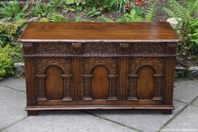 Image 44 of A TITCHMARSH AND GOODWIN CARVED OAK BLANKET BOX CHEST COFFER