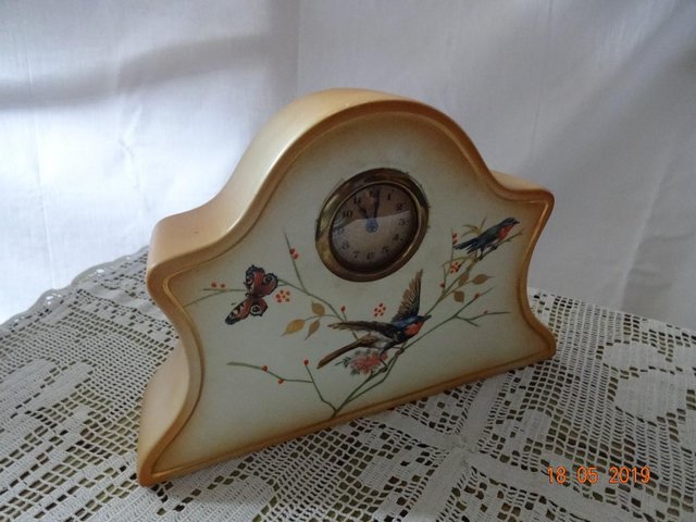 Preview of the first image of Vintage China Mantle Clock.
