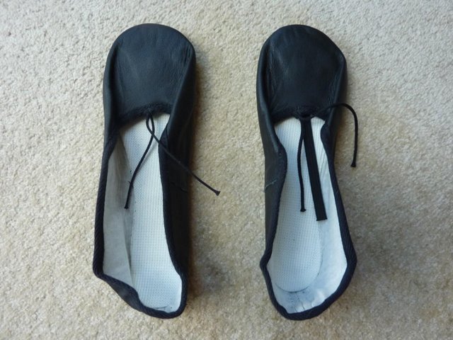 Preview of the first image of New Ballet Dance Pumps, Black Leather, Adult Size 4.