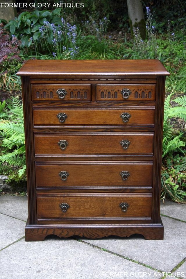 Image 4 of AN OLD CHARM CARVED LIGHT OAK CHEST OF SIX DRAWERS TV STAND