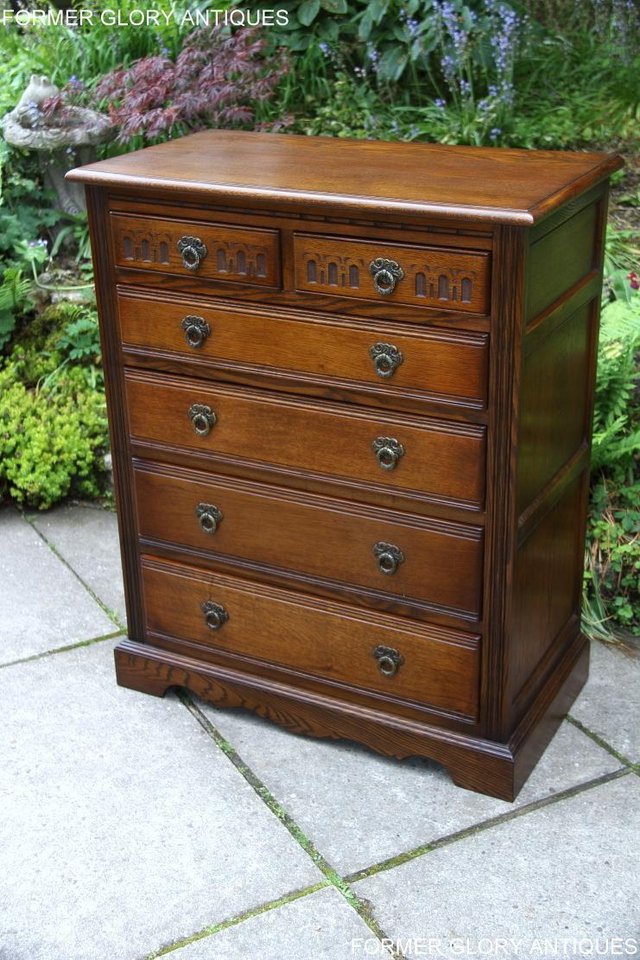 Image 26 of AN OLD CHARM CARVED LIGHT OAK CHEST OF SIX DRAWERS TV STAND