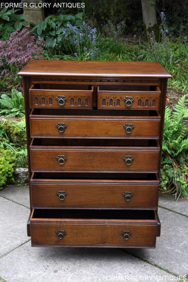 Image 37 of AN OLD CHARM CARVED LIGHT OAK CHEST OF SIX DRAWERS TV STAND