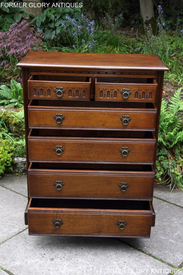 Image 39 of AN OLD CHARM CARVED LIGHT OAK CHEST OF SIX DRAWERS TV STAND