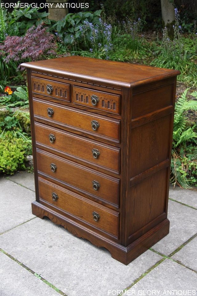 Image 43 of AN OLD CHARM CARVED LIGHT OAK CHEST OF SIX DRAWERS TV STAND