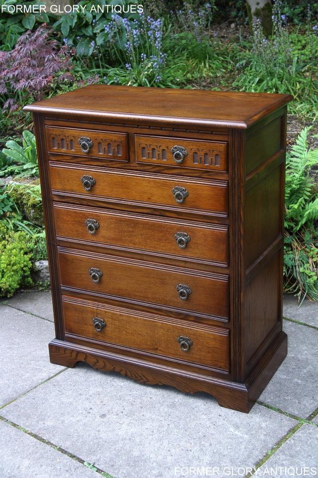 Image 51 of AN OLD CHARM CARVED LIGHT OAK CHEST OF SIX DRAWERS TV STAND