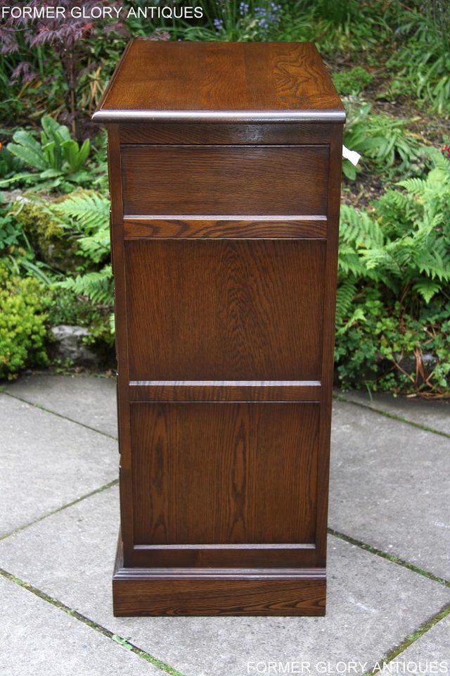 Image 54 of AN OLD CHARM CARVED LIGHT OAK CHEST OF SIX DRAWERS TV STAND